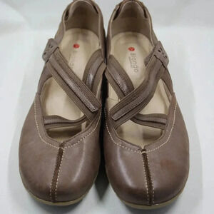 Blondo Small Wedge Leather Upper Ballet Flats w/ 2 Elastic Cross Straps Sze 7.5W